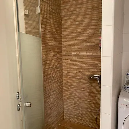 Sunny Corner Апартаменты